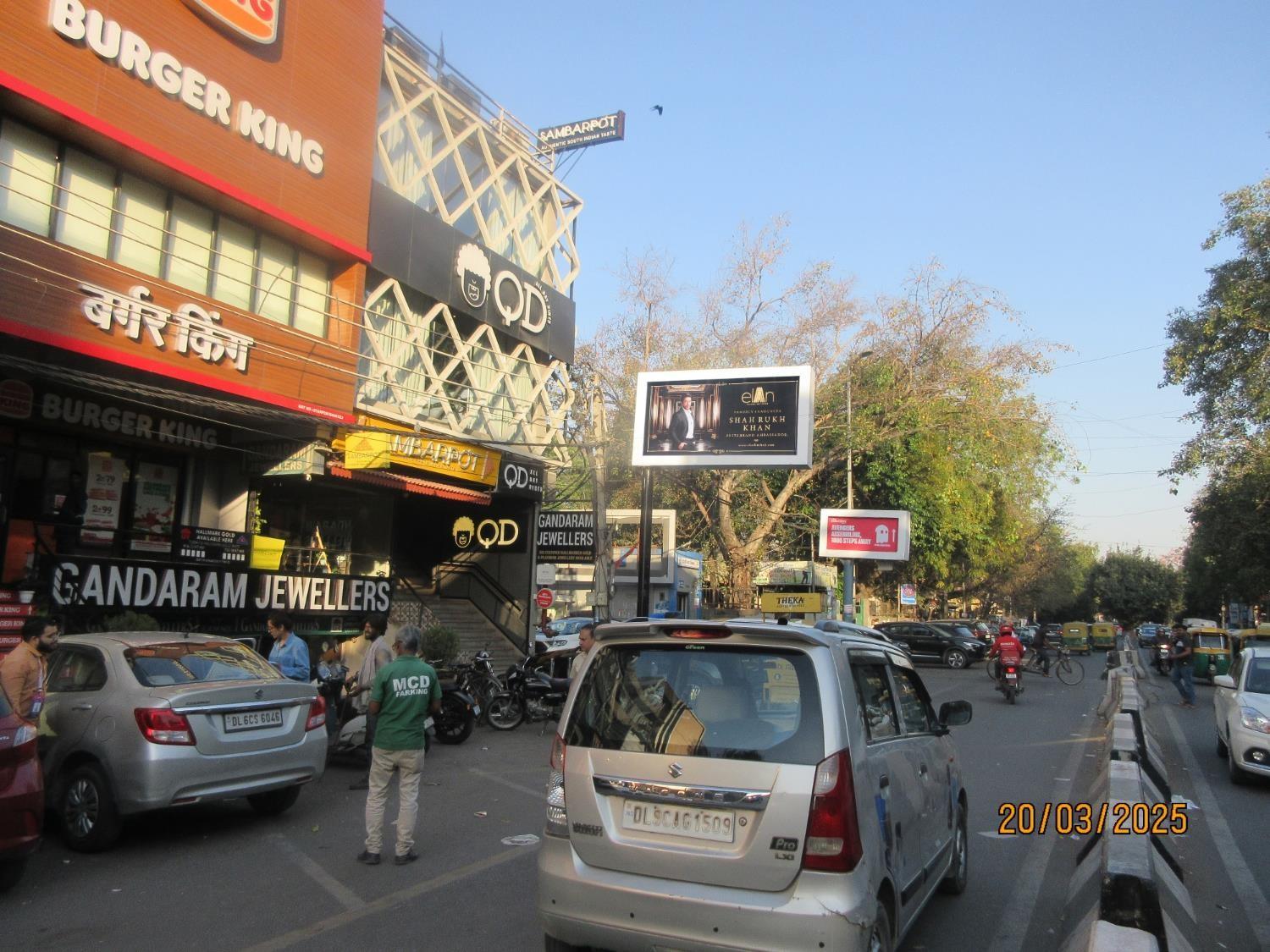 Lajpat Nagar Main Market – Outside Burger King