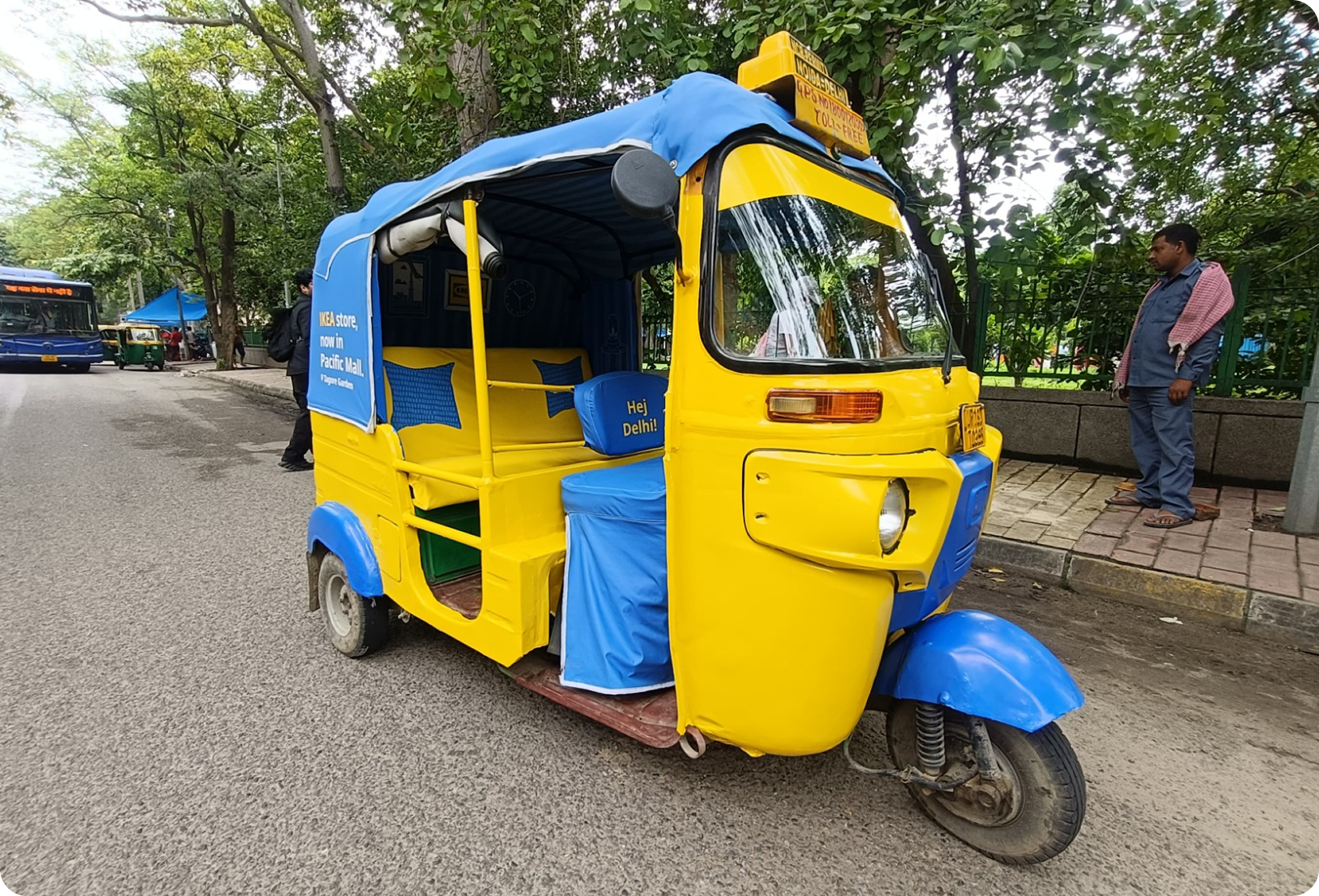 Auto Advertising Industries Served