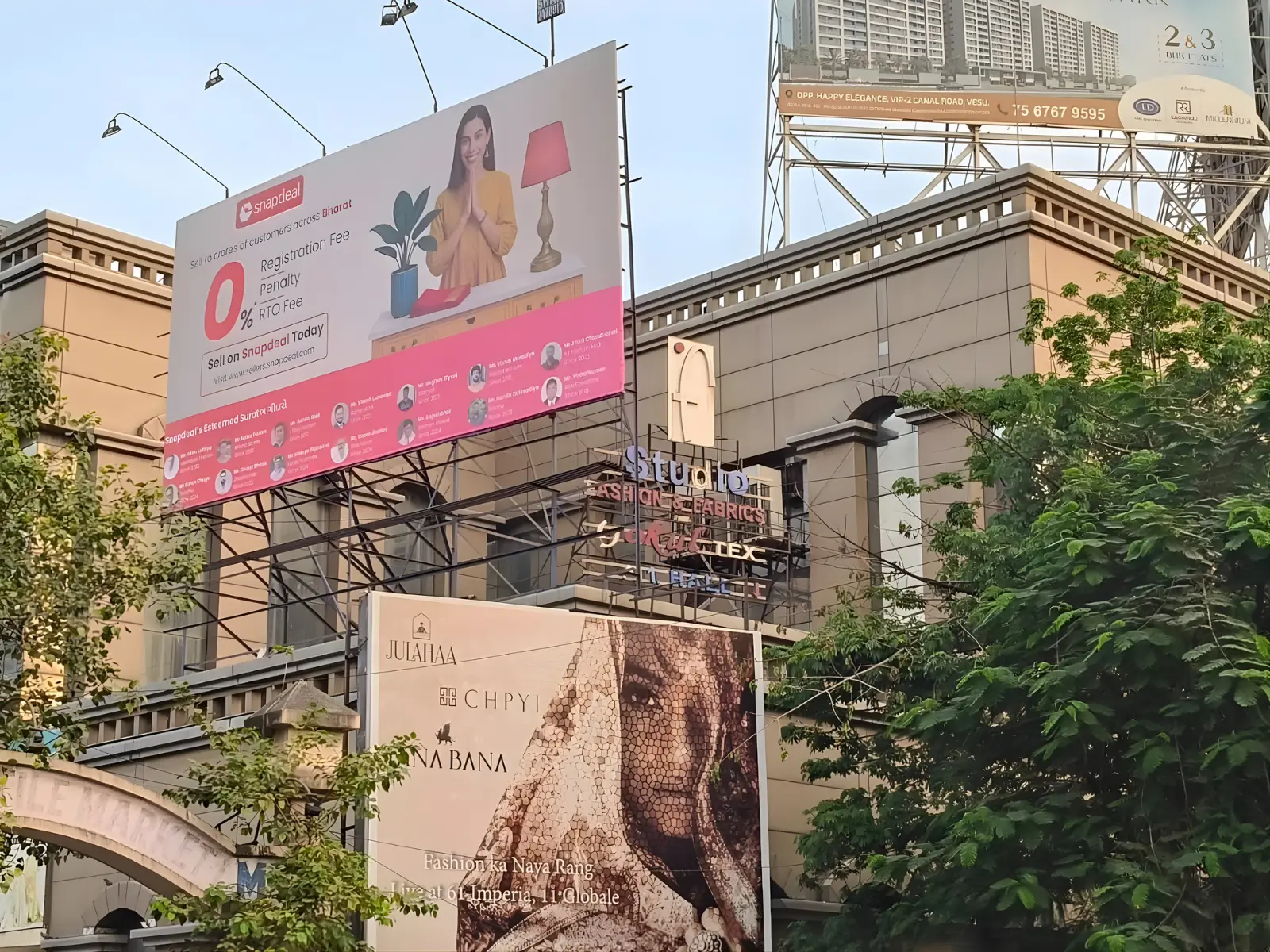 Snapdeal Transit Media Campaign | Citywide OOH Branding by CASHurDRIVE